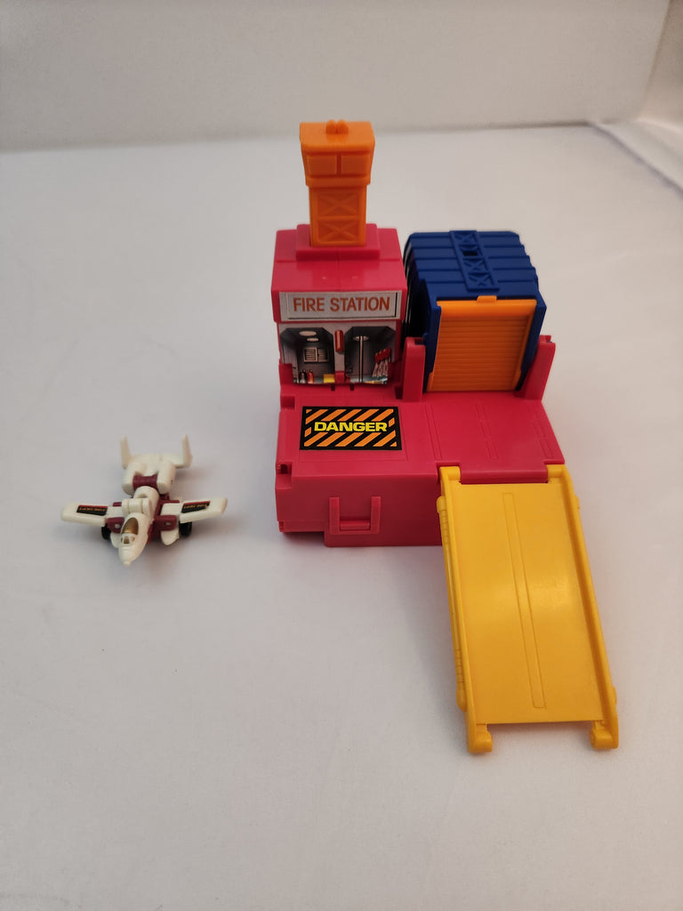 Transformers Generation 1 Micromaster Base Hot House (TFVADQ5)