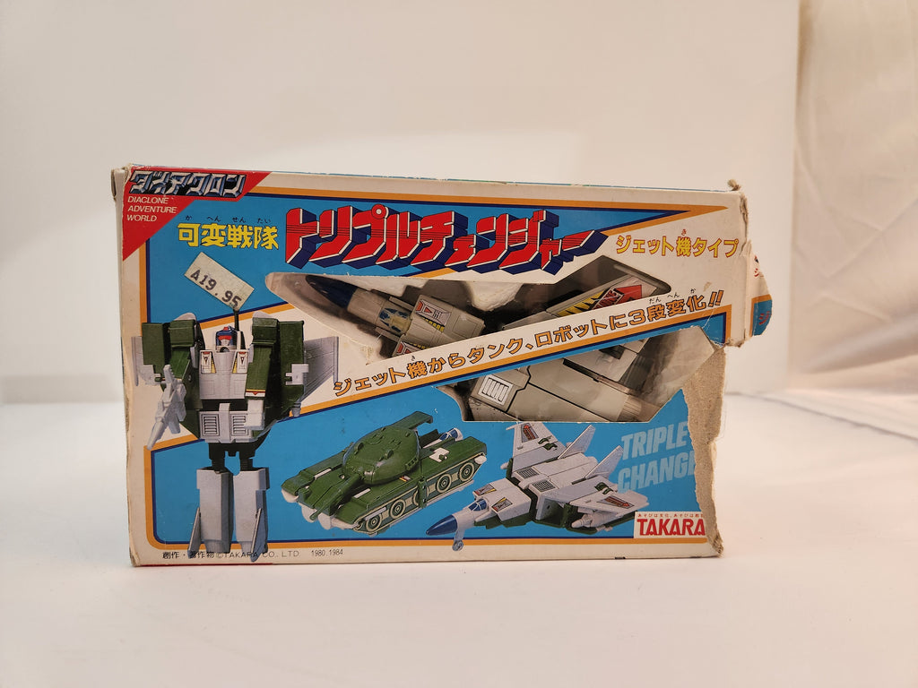 Takara Diaclone 'Jet Type Triple Changer' (pre-Blitzwing) (TFVADR9)